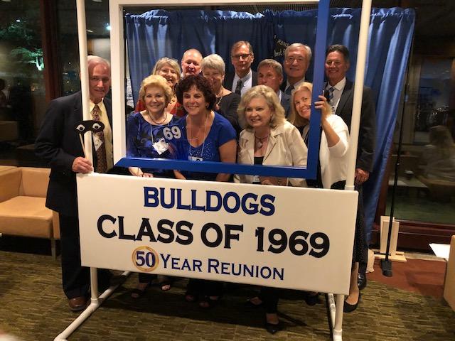 Reunion Committee at the end of the evening. (Minus Carolyn behind the camera)